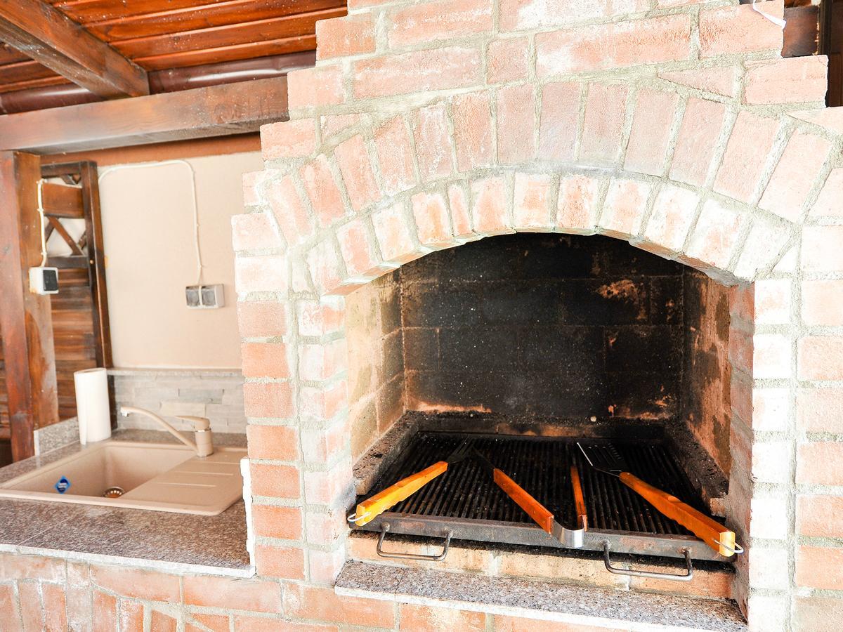 Casa Bella ApartmentsBragadiru エクステリア 写真